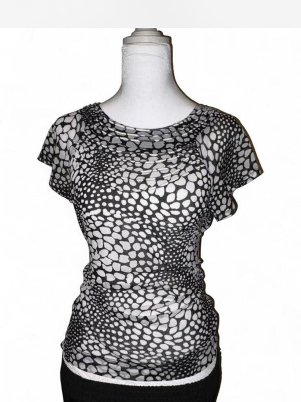 The Limited Black & White Patterned Short-Sleeve Scoop Neck Top